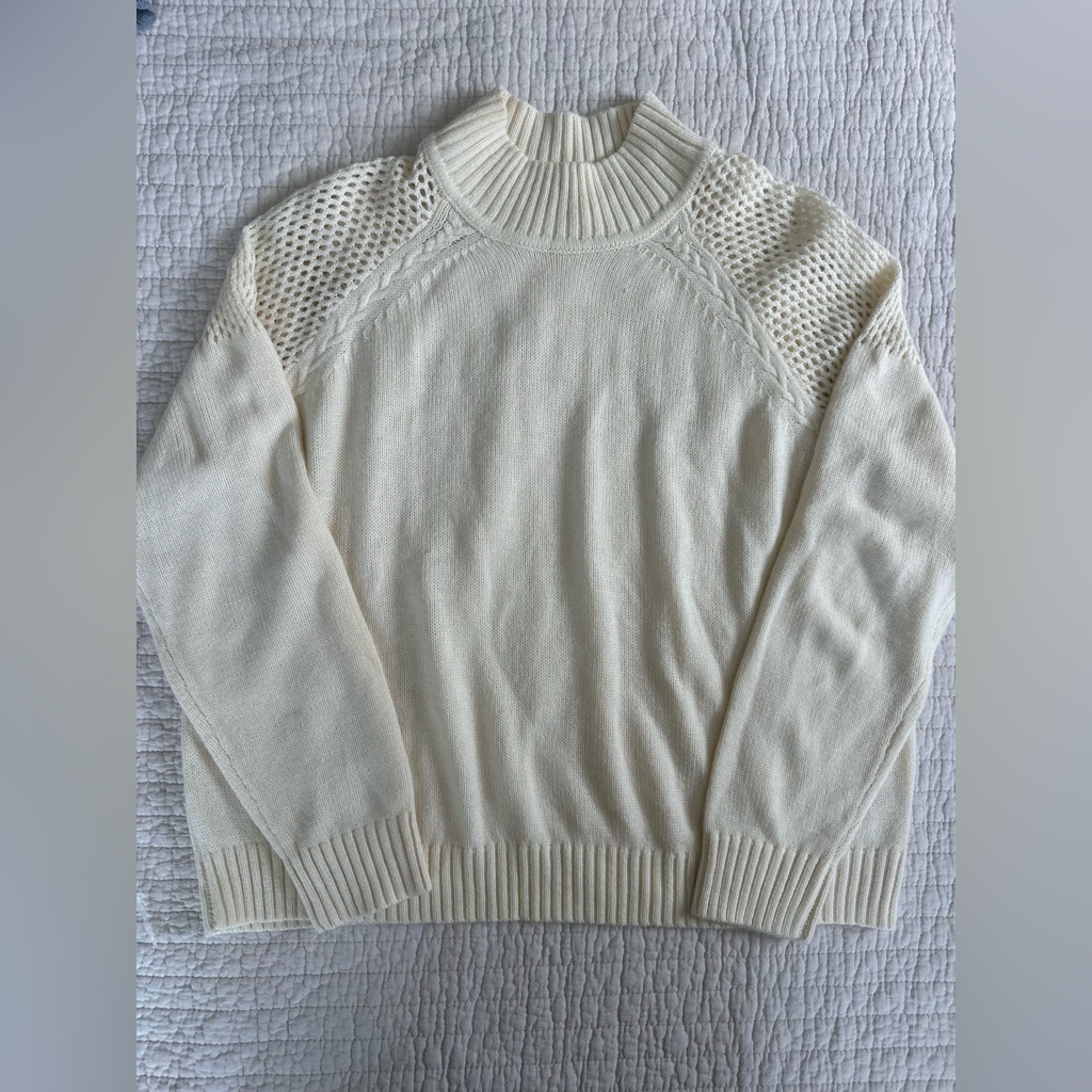 Bohme Nwot Cream Sweater 496